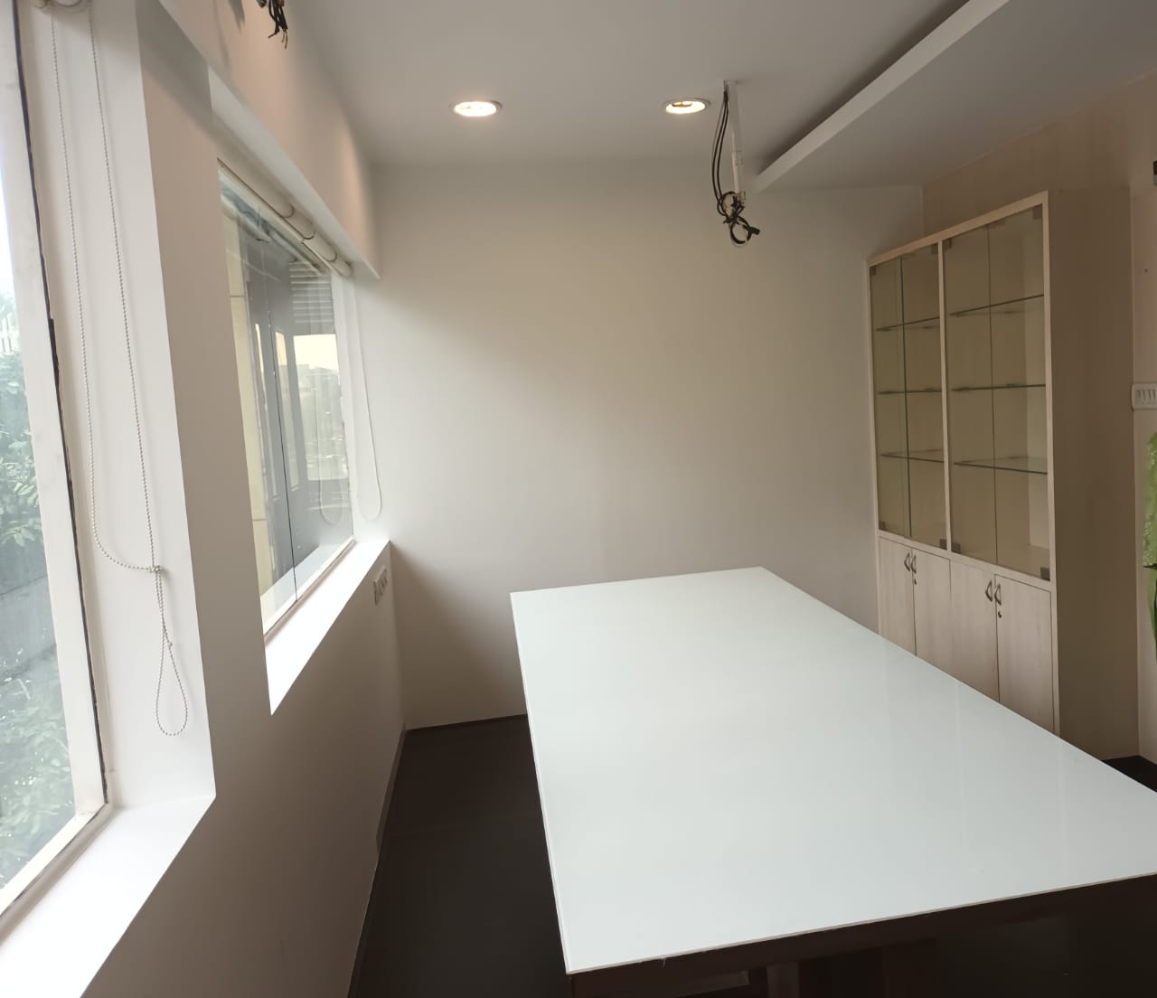 Office Space Un Furnished in Sunder Ville , Santacruz West